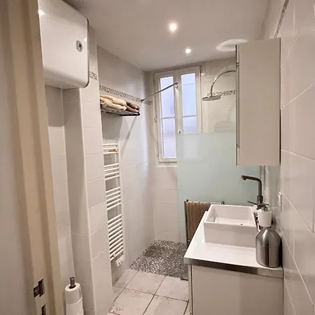 Charmant Apartment In Monmartre Parigi Esterno foto