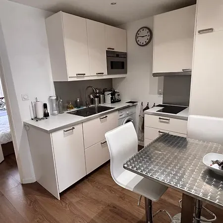 Charmant Apartment In Monmartre Parigi Esterno foto